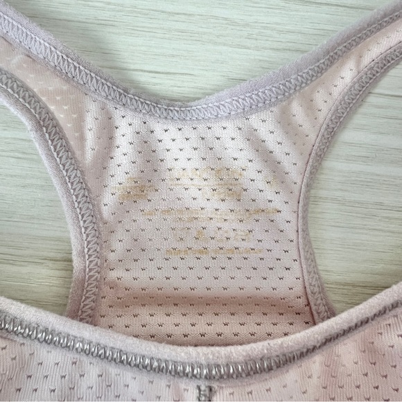 🔥Light Pink Sports Bra - Picture 8 of 9